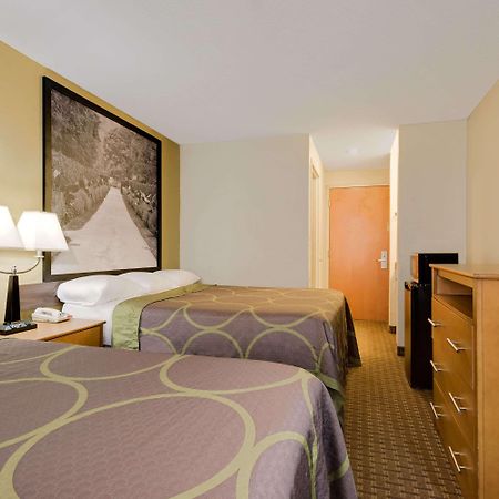 Super 8 By Wyndham Allentown Extérieur photo