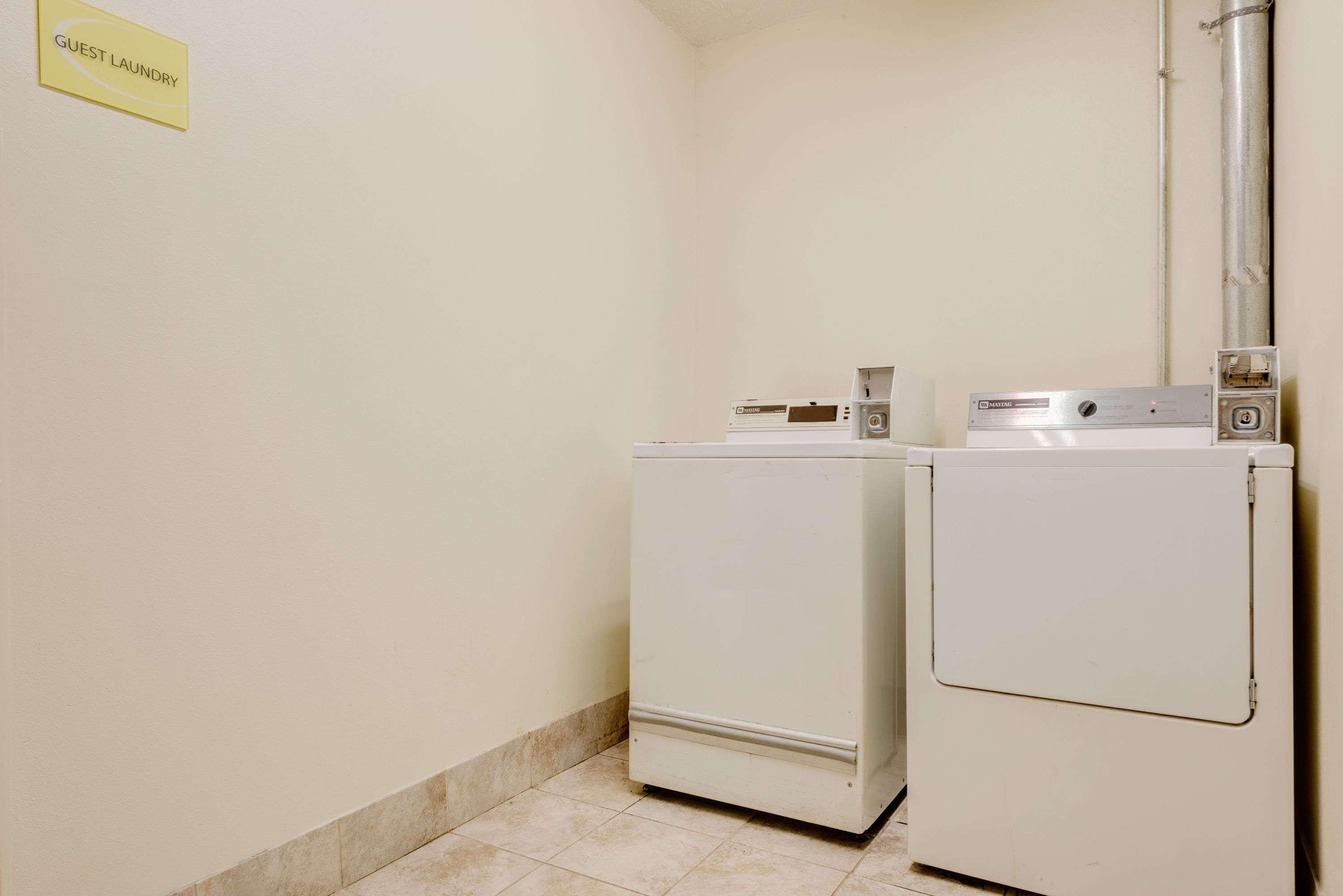 Super 8 By Wyndham Allentown Extérieur photo