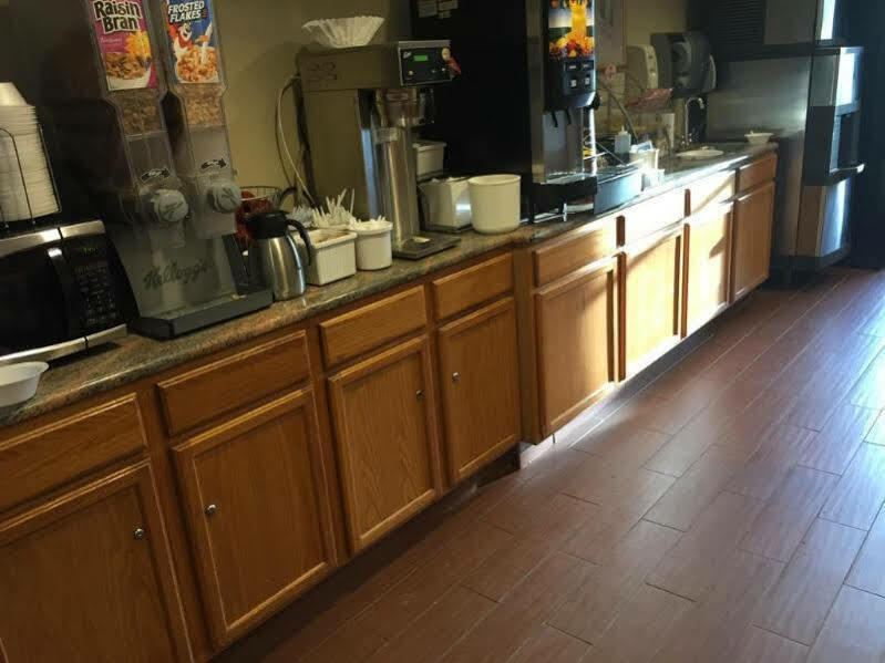 Super 8 By Wyndham Allentown Extérieur photo